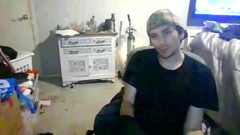 Snapshot of robwit8 chatting on December 2025 08:04:02 PM Rob witha 8 online show from December 2025 08:04:02 PM