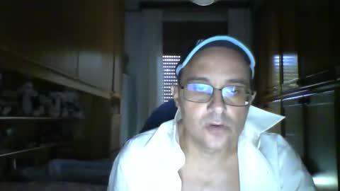 robertino online show from October 2025 11:30:01 AM