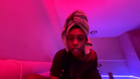 robynthegoddess online show from January 2026 02:00:02 PM