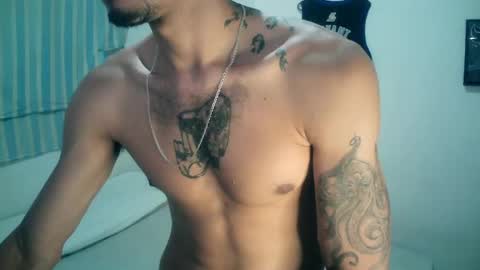 Rocco online show from October 2025 02:44:01 AM