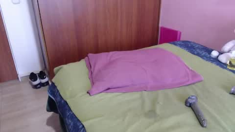 Rochelle online show from February 2025 01:59:01 PM