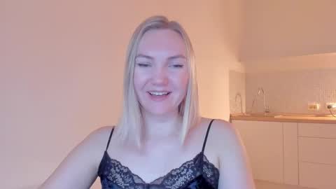 rock__baby online show from February 2025 10:12:01 PM