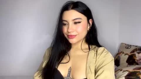 Samantha Estephania  online show from February 2025 12:40:02 AM