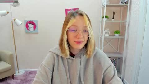 Rockett online show from October 2025 01:06:02 AM