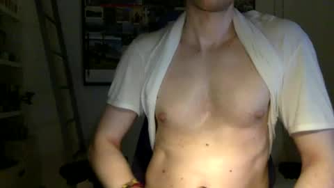 Snapshot of rocketviper chatting on June 2026 12:53:02 AM RocketViper online show from June 2026 12:53:02 AM