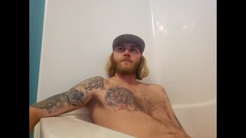 Snapshot of rockhardsurfers chatting on January 2025 08:00:01 AM rockhardsurfers online show from January 2025 08:00:01 AM