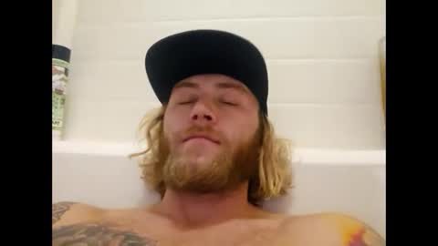 Snapshot of rockhardsurfers chatting on January 2025 12:02:02 PM rockhardsurfers online show from January 2025 12:02:02 PM