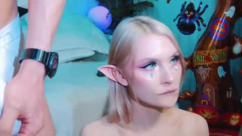 Snapshot of rockstarsgames chatting on October 2025 11:05:01 AM Lina and Den online show from October 2025 11:05:01 AM