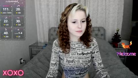 Snapshot of rocky_foxy chatting on January 2025 10:41:02 PM Rockel online show from January 2025 10:41:02 PM