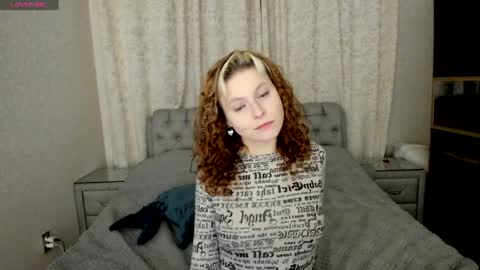 Snapshot of rocky_foxy chatting on February 2025 10:39:01 PM Rockel online show from February 2025 10:39:01 PM