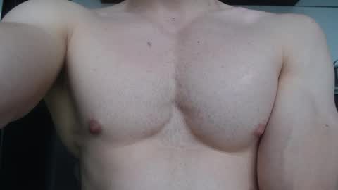 Snapshot of rocky_muscle chatting on November 2025 07:57:01 PM rocky muscle online show from November 2025 07:57:01 PM