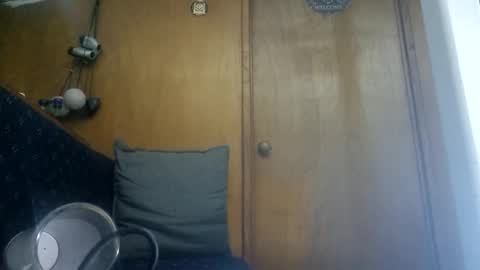 rod77knee online show from September 2025 07:19:02 PM