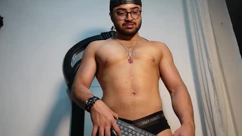 Roger Belmont online show from September 2025 05:11:01 AM