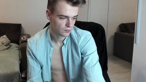 taylor fox online show from January 2025 01:59:02 AM