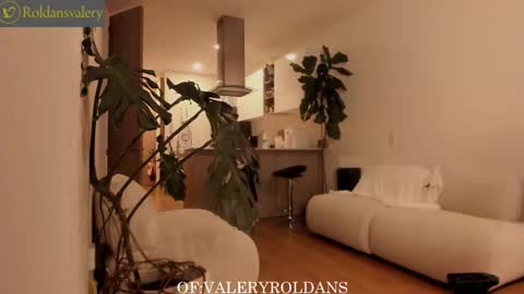 Valery Roldans online show from January 2026 02:27:02 AM