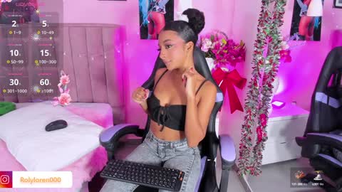 Snapshot of rolyloren chatting on December 2024 02:46:02 PM Marcela online show from December 2024 02:46:02 PM