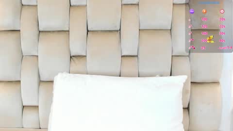   online show from October 2025 12:05:02 PM