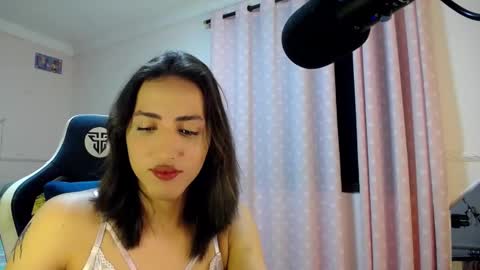 Snapshot of romalix chatting on January 2025 06:03:02 AM charlotte online show from January 2025 06:03:02 AM