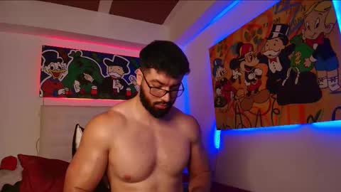 Snapshot of roman_lux chatting on February 2025 11:00:02 AM Roman Lux online show from February 2025 11:00:02 AM