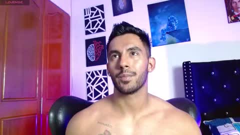 Snapshot of romanpearce_ chatting on March 2026 08:26:02 PM Roman online show from March 2026 08:26:02 PM