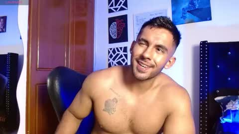 Roman online show from March 2026 09:22:02 PM