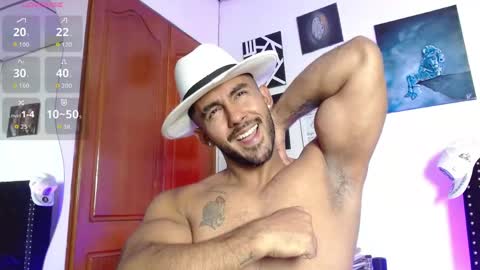 Snapshot of romanpearce_ chatting on June 2026 08:14:02 PM Roman online show from June 2026 08:14:02 PM