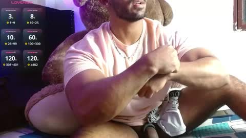 Snapshot of romanpearce_ chatting on June 2026 01:50:02 AM Roman online show from June 2026 01:50:02 AM