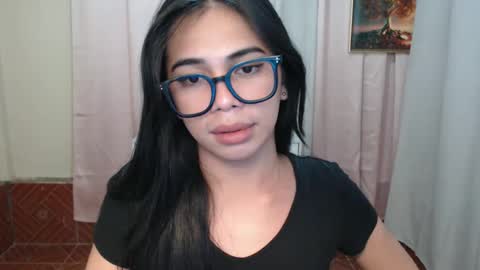 Snapshot of romantic_kath chatting on December 2024 03:41:01 AM KATH online show from December 2024 03:41:01 AM