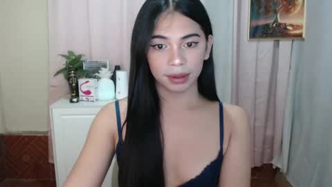 Snapshot of romantic_kath chatting on December 2024 01:29:01 AM KATH online show from December 2024 01:29:01 AM