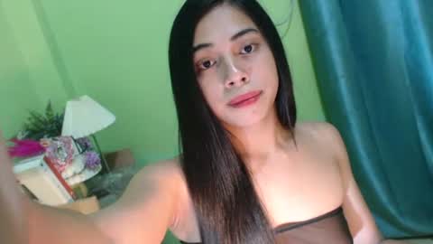 Snapshot of romantic_kath chatting on January 2025 03:00:01 PM KATH online show from January 2025 03:00:01 PM