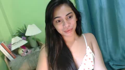 Snapshot of romantic_kath chatting on February 2025 05:26:02 PM KATH online show from February 2025 05:26:02 PM