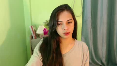 Snapshot of romantic_kath chatting on February 2025 06:19:01 AM KATH online show from February 2025 06:19:01 AM