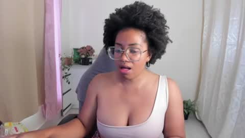 Snapshot of romantic_stargirl chatting on June 2026 09:15:01 PM Is A Belle online show from June 2026 09:15:01 PM