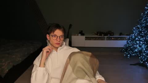 Romeo online show from January 2025 10:11:02 PM