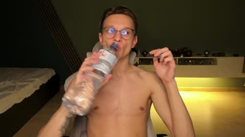 Romeo online show from January 2025 07:43:01 PM