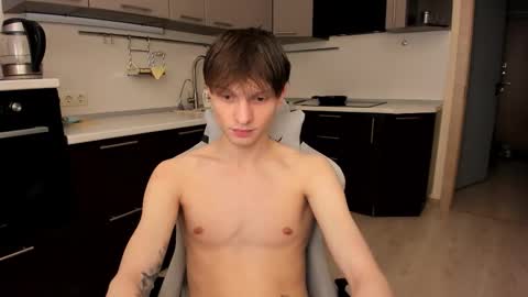 Romeo online show from November 2025 08:42:01 PM