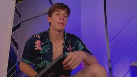 Romeo Ricci online show from January 2025 09:40:01 PM