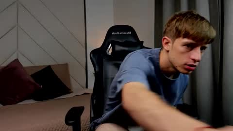 Romeo Ricci online show from November 2025 12:28:02 PM