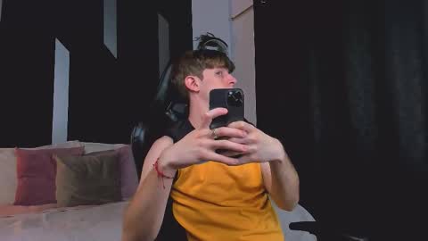 Romeo Ricci online show from March 2026 01:16:02 PM