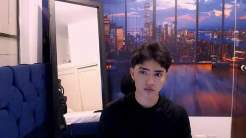 Romeo online show from October 2025 07:22:02 PM