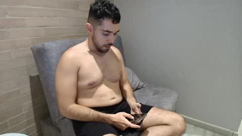 Snapshot of romeosummerx chatting on May 2026 12:05:01 AM Romeo online show from May 2026 12:05:01 AM