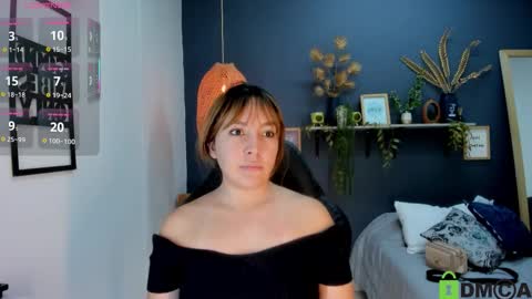 Snapshot of romi01_ chatting on November 2025 07:12:01 PM romi online show from November 2025 07:12:01 PM