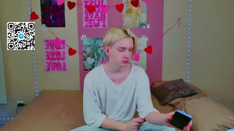 Snapshot of ron_vilss chatting on February 2026 06:36:02 AM Ron online show from February 2026 06:36:02 AM