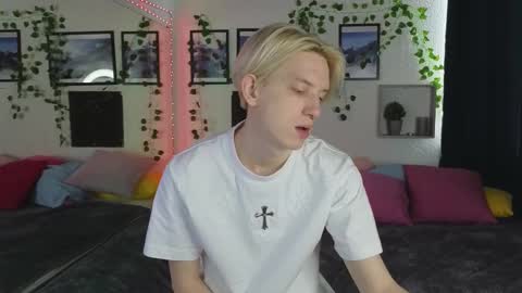 ron vilsx online show from March 2025 04:51:02 AM