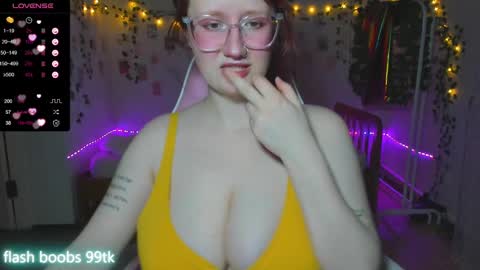 Spicy lady Kristy online show from March 2025 06:45:02 PM