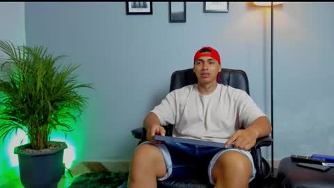 RonnieCanford online show from February 2026 04:42:01 AM