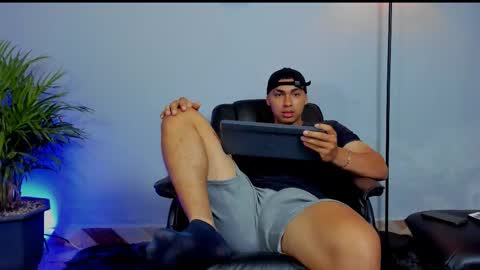 RonnieCanford online show from March 2026 07:20:02 PM