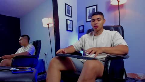 RonnieCanford online show from April 2026 11:38:02 PM