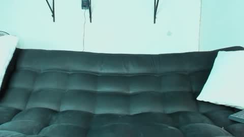 Ronnie online show from February 2025 09:43:01 PM