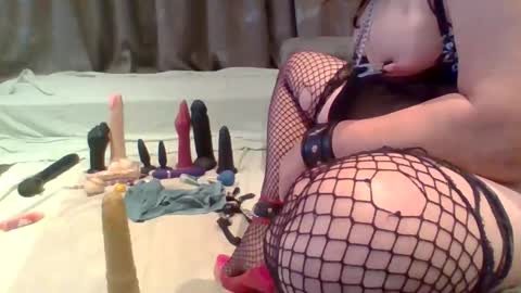 Snapshot of ronny1978cd chatting on November 2025 10:34:02 PM ronny cd online show from November 2025 10:34:02 PM